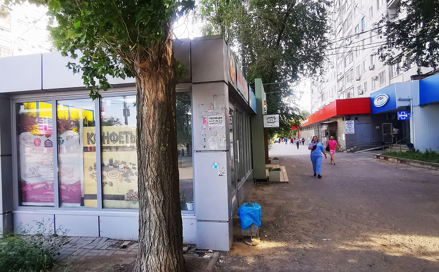 Павильон в проходном месте, 20 м² фото