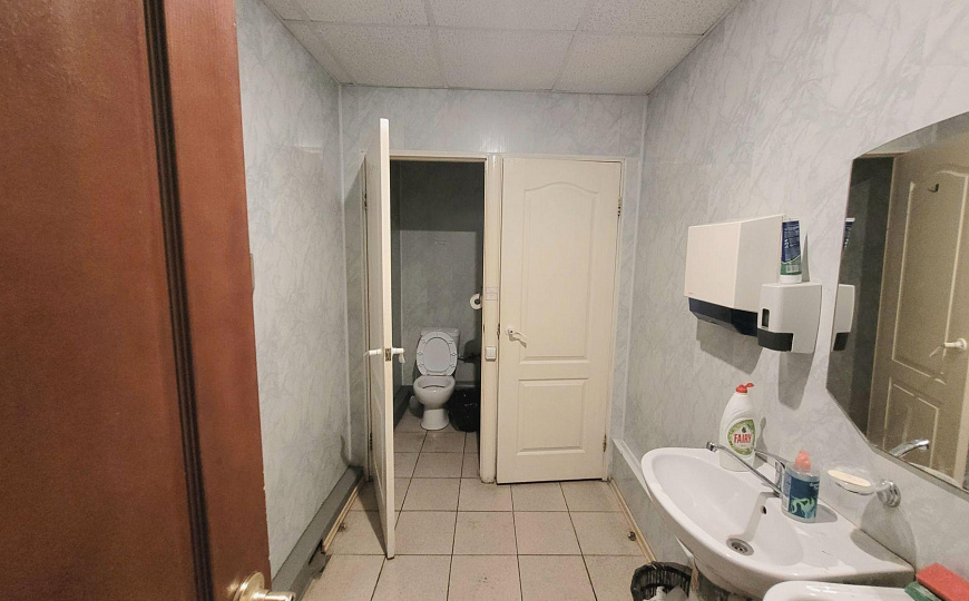 Продам отдельно стоящее здание, 1 554,7 м² фото