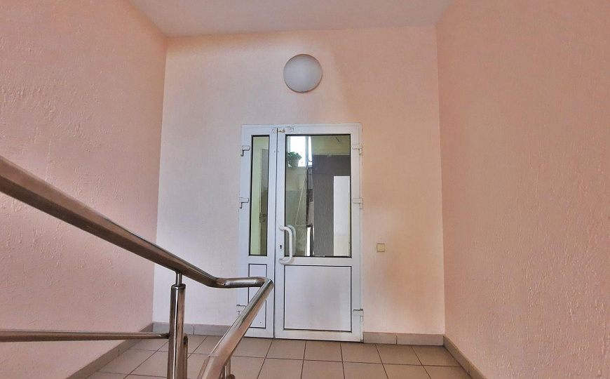 Сдам офисное помещение, 282 м² фото