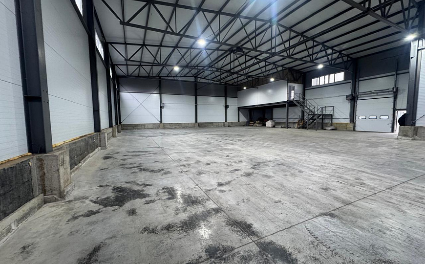 Сдам теплый склад,860м2 фото