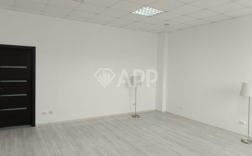 Сдам офисное помещение, 33 м² фото