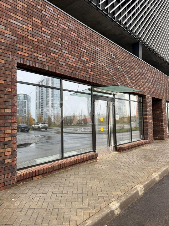 Помещение около продуктового магазина, 54м² фото