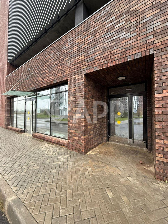 Помещение около продуктового магазина, 54м² фото