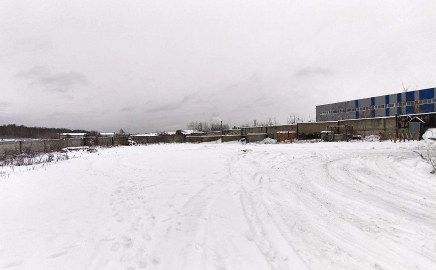 Отдельно стоящее здание 620м2 с земельным участком фото