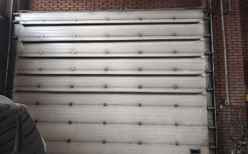 Отдельно стоящее здание 620м2 с земельным участком фото