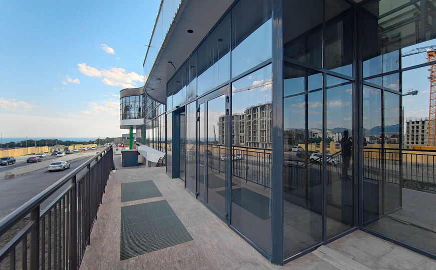 Сдаю Торговый центр, до 5000 м² фото