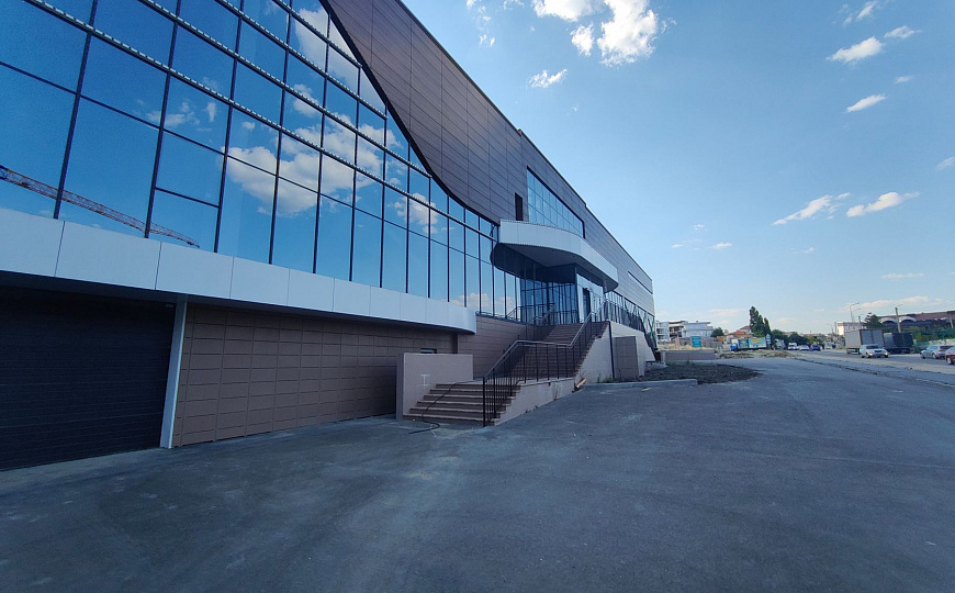 Сдаю Торговый центр, до 5000 м² фото