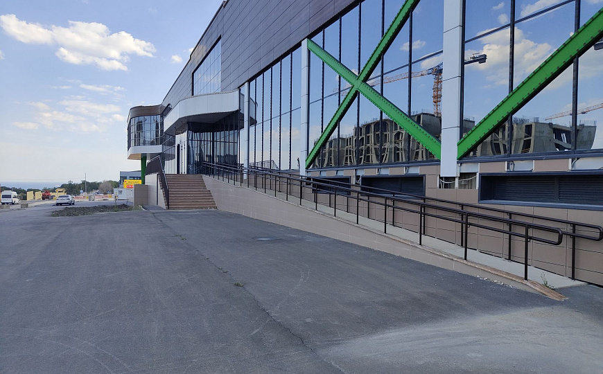 Сдаю Торговый центр, до 5000 м² фото