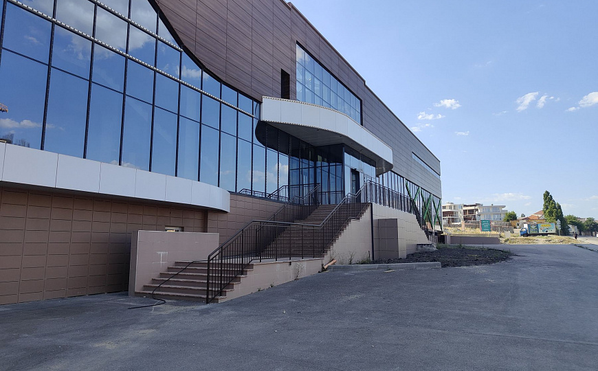 Сдаю Торговый центр, до 5000 м² фото