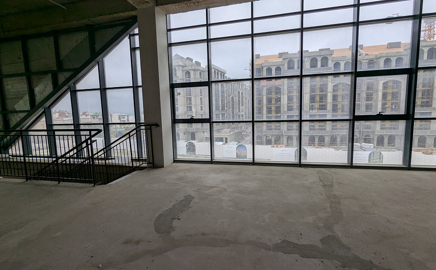 Сдаю Торговый центр, до 5000 м² фото