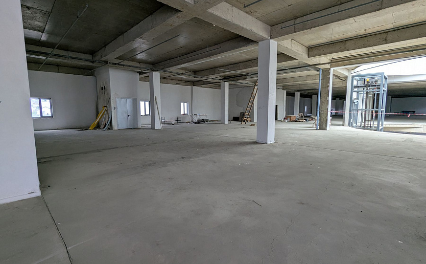 Сдаю Торговый центр, до 5000 м² фото