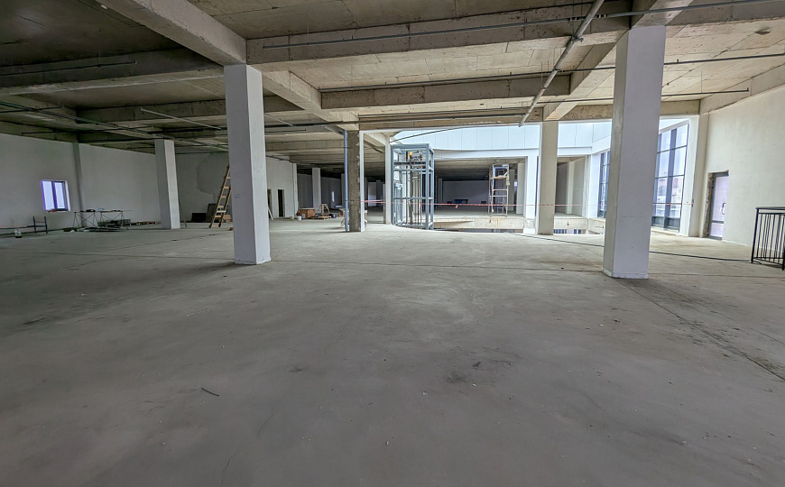 Сдаю Торговый центр, до 5000 м² фото