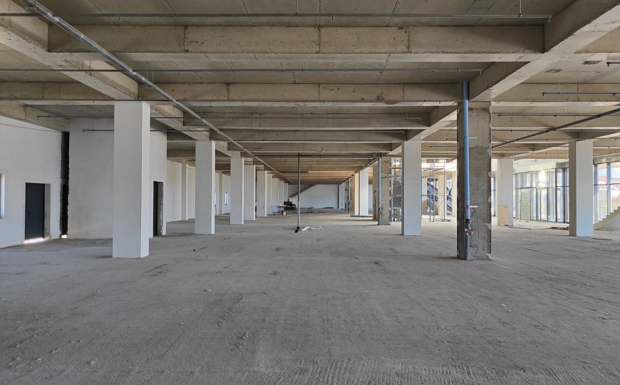 Сдаю Торговый центр, до 5000 м² фото