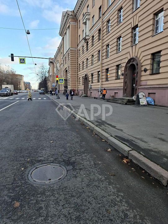 Сдаётся помещение 201 кв.м под магазин/кафе/ресторан/аптека, фото