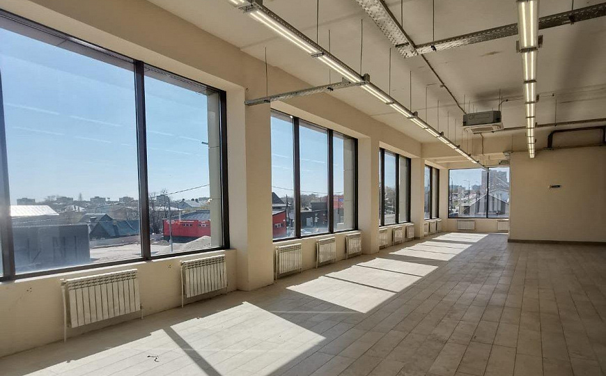  Отдельно стоящее здание 729м2 с пешеходным трафиком на первой линии фото