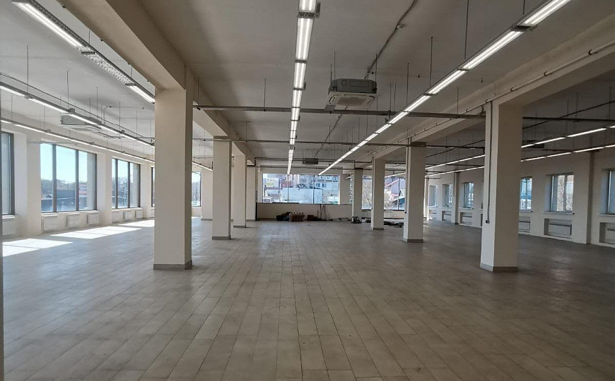  Отдельно стоящее здание 729м2 с пешеходным трафиком на первой линии фото