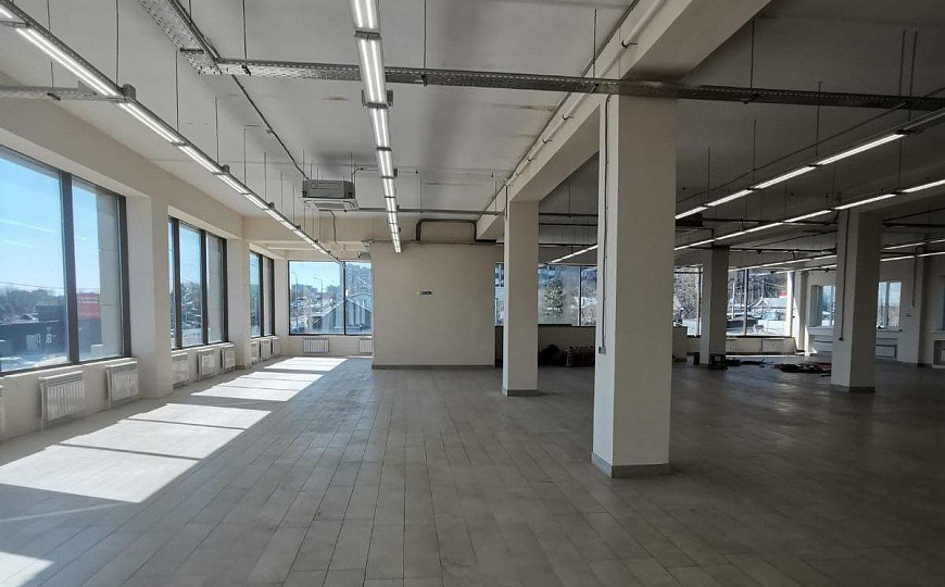  Отдельно стоящее здание 729м2 с пешеходным трафиком на первой линии фото