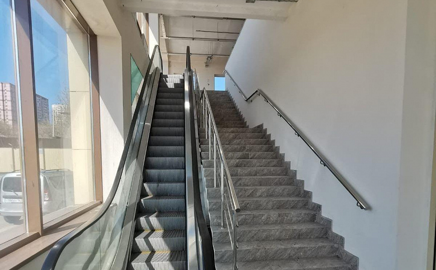  Отдельно стоящее здание 729м2 с пешеходным трафиком на первой линии фото