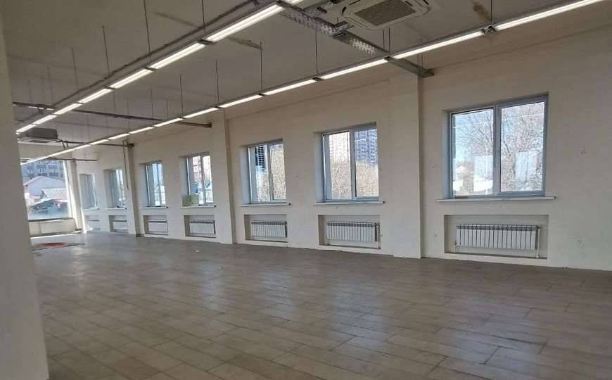  Отдельно стоящее здание 729м2 с пешеходным трафиком на первой линии фото