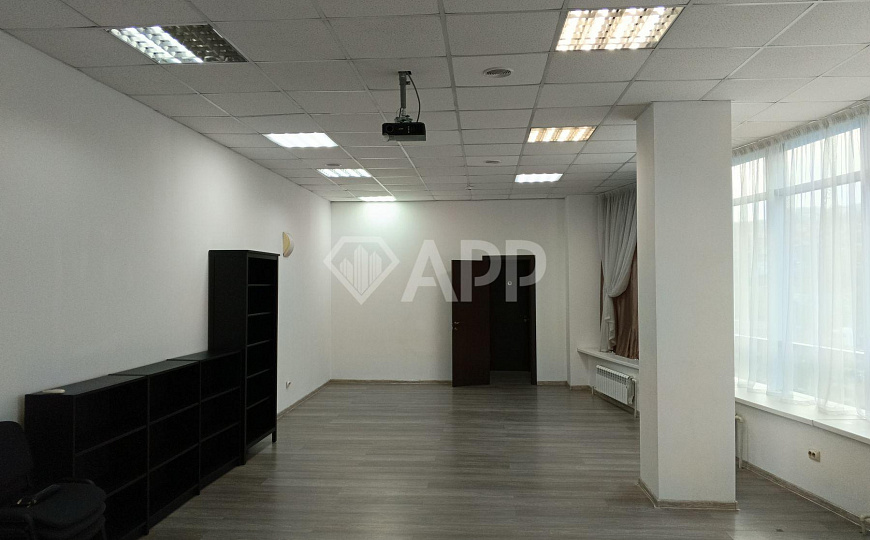 Сдаю офисное помещение в центре от 33 до 72.4 м² фото