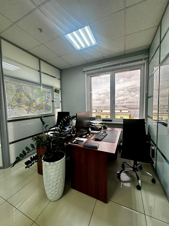 Аренда 95 м2 в БэлПлазе с видом на Волгу фото