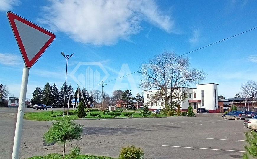 Сдам помещение свободного назначения площадью 62 м² фото