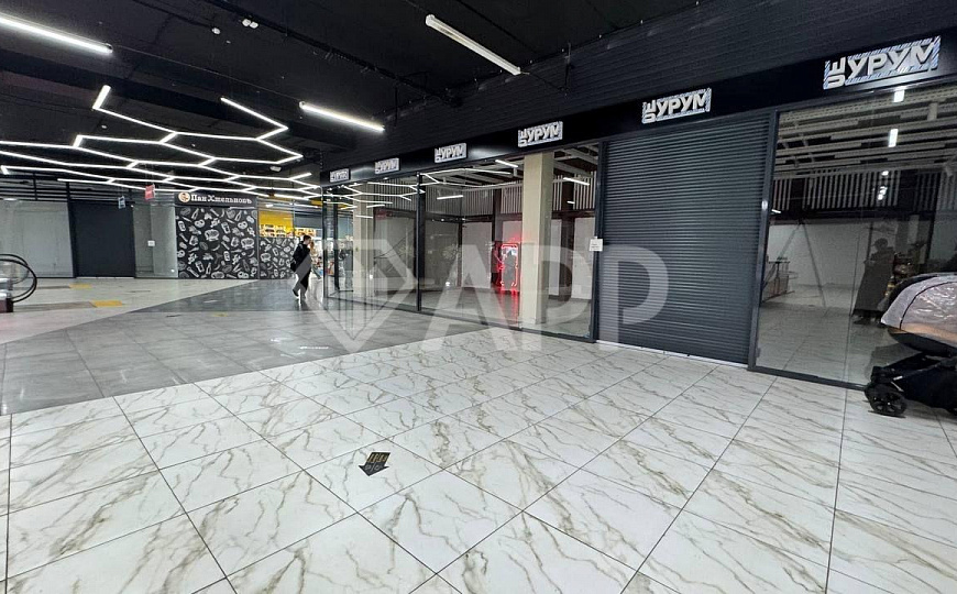 Аренда помещения 1 этаж в ТЦ Парус фото