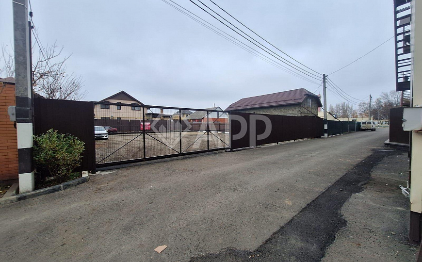 Продам помещение свободного назначения площадью 4520 м² и земельный участок 29,3 сотки фото