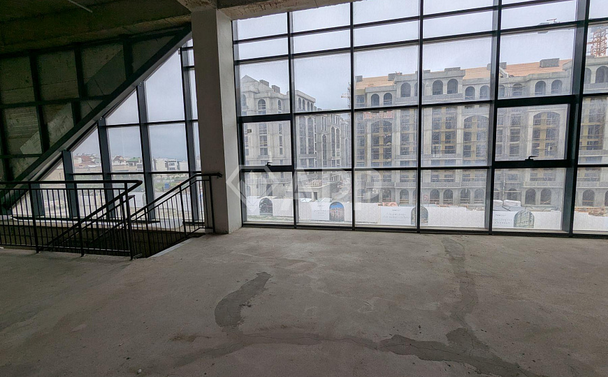 Сдаю ТЦ , общей площадью 6000 м² фото