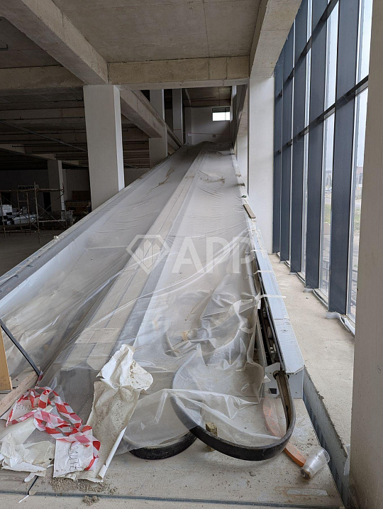 Сдаю ТЦ , общей площадью 6000 м² фото