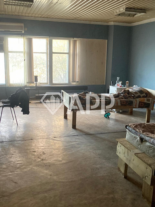 Продам производственное помещение, 1 100 м² фото