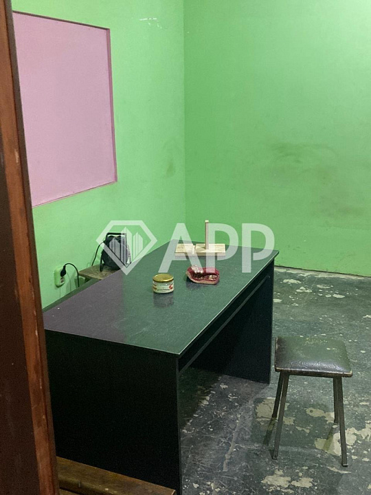 Продам производственное помещение, 1 100 м² фото