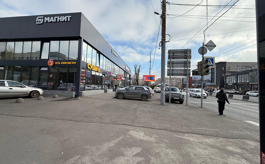 Высокий трафик/Фасад/Торговое помещение/Помещение свободного назначения 65м2 фото