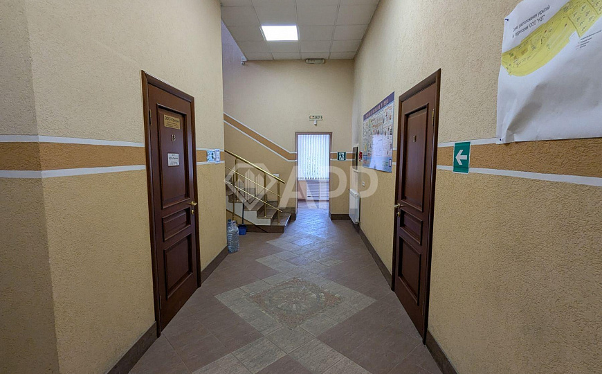 Продаю здание 310 м² у порта офис фото