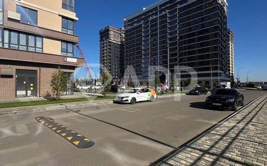 Сдаю 1 этаж 1 линия, 32 м² ЖК Догма фото