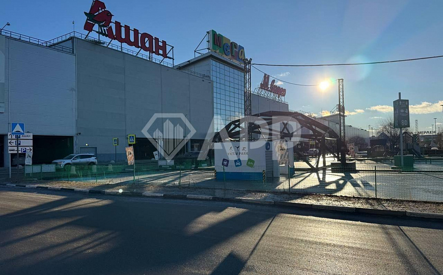 Услуги/Торговля/Возле Меги от 27 м2 фото