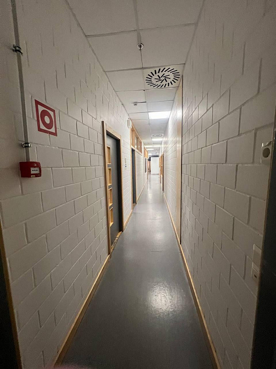 Складские и торговые площади от 3000 м.кв. в ТЦ МЕГА Химки фото