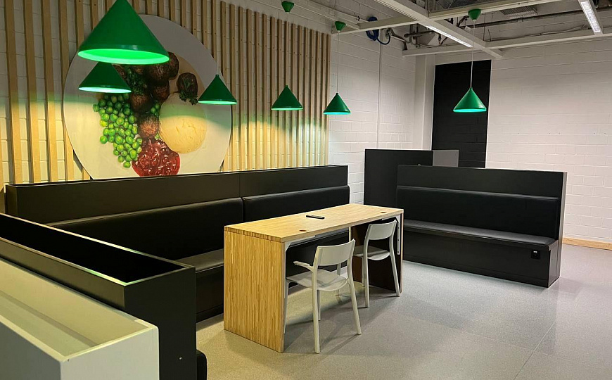 Складские и торговые площади от 3000 м.кв. в ТЦ МЕГА Химки фото