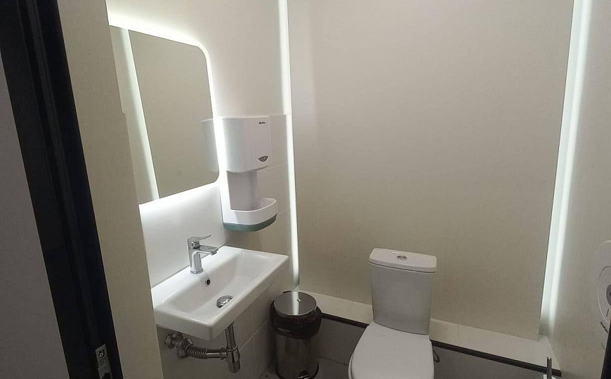 Сдается в аренду офисное помещение фото