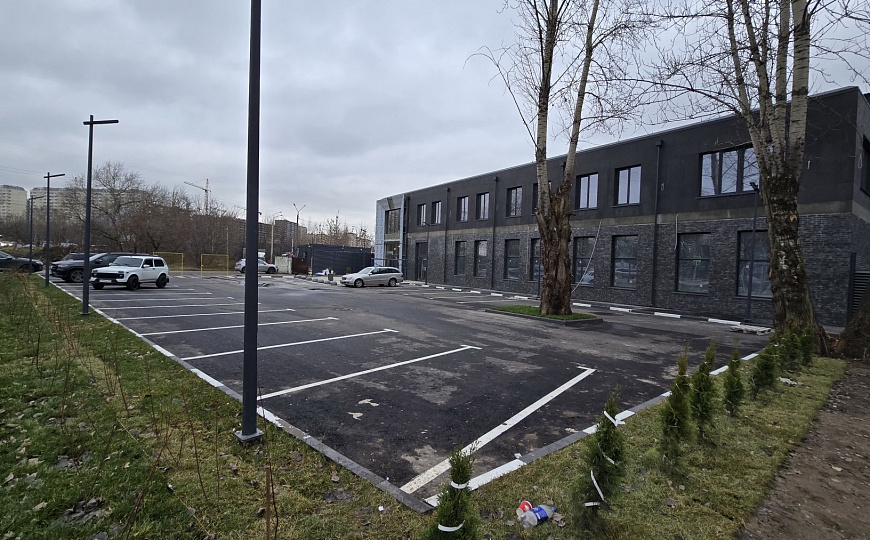 Новое торговое помещение, 335 м². фото