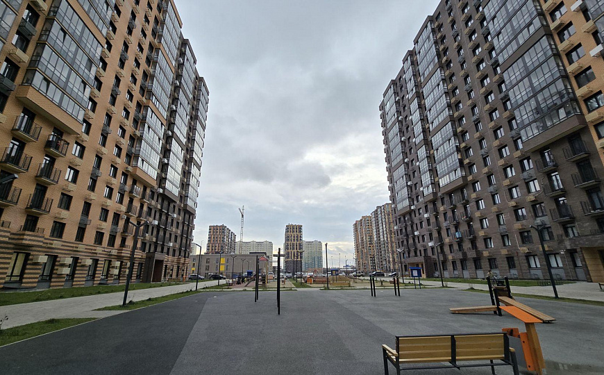 Новое торговое помещение, 335 м². фото