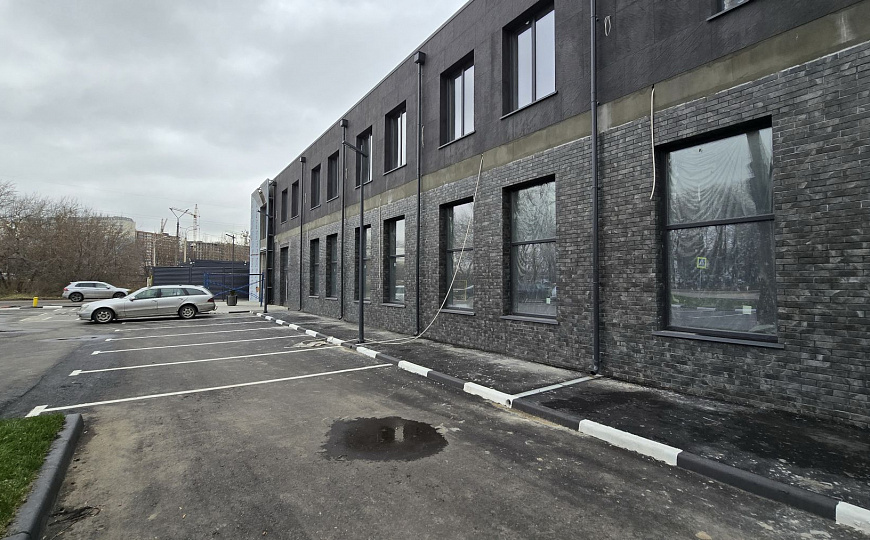 Новое торговое помещение, 335 м². фото