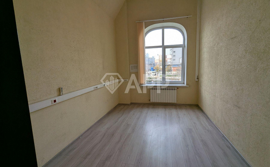 Сдаю офисное помещение, 168 м² фото