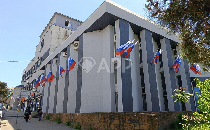 Сдаю помещение от 100 до 550 м² фото