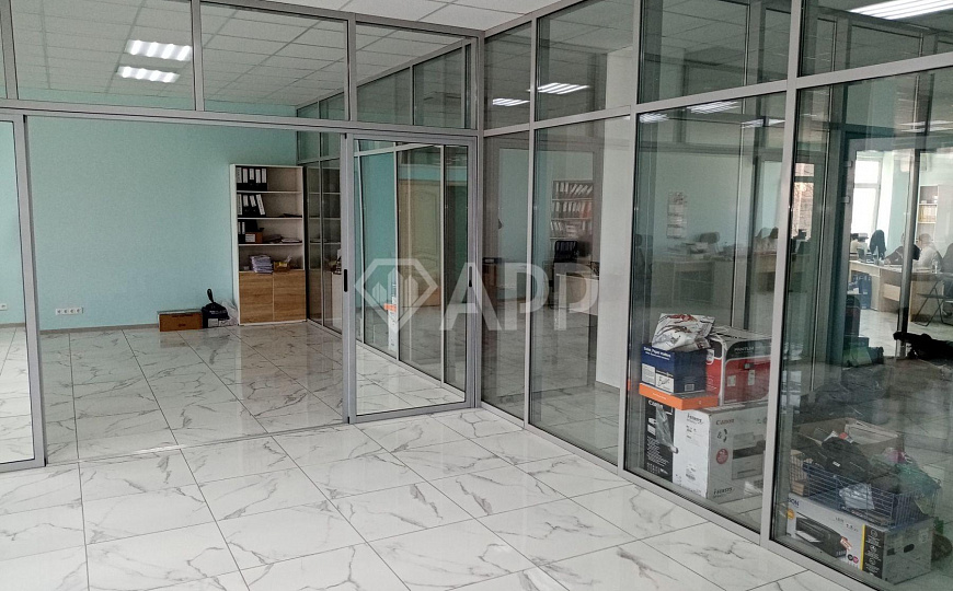 Сдаю помещение от 100 до 550 м² фото