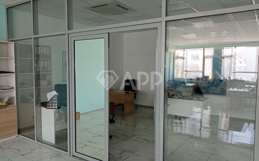 Сдаю помещение от 100 до 550 м² фото