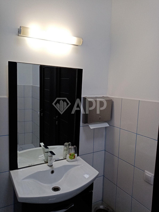 Сдаю помещение от 100 до 550 м² фото