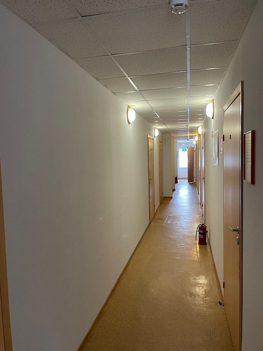 Сдам офисное помещение, 12,4 м² фото