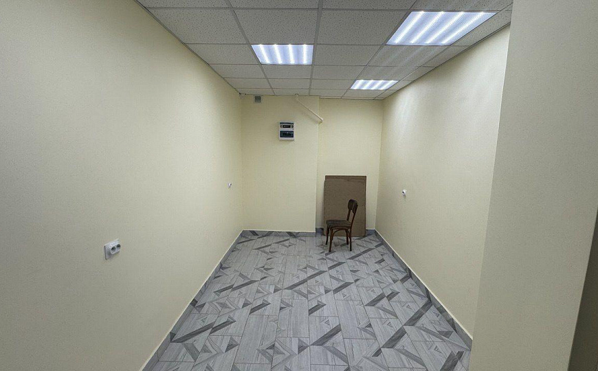 Сдам офисное помещение, 13,3 м² фото