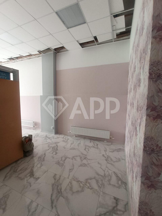 Сдаю торговое помещение, 80 м² фото